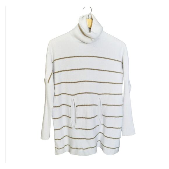 Garnet Hill Womens Cream Oversized Turtleneck Sweater With Kangaroo Pouch Size L - Picture 1 of 6